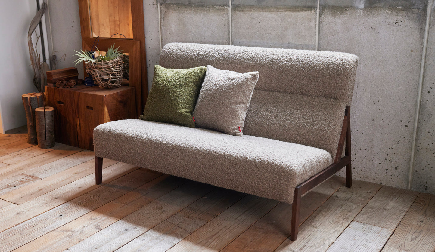 A Sofa 雙人高背沙發|Switch Furniture