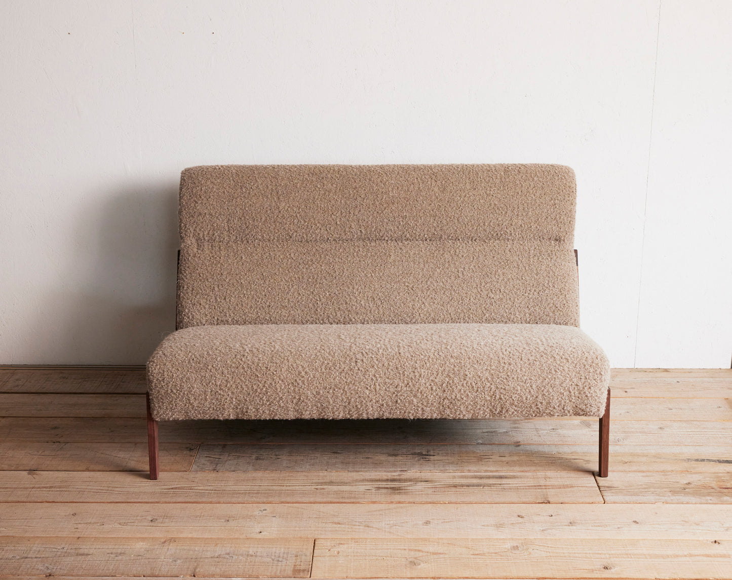 A Sofa 雙人高背沙發|Switch Furniture