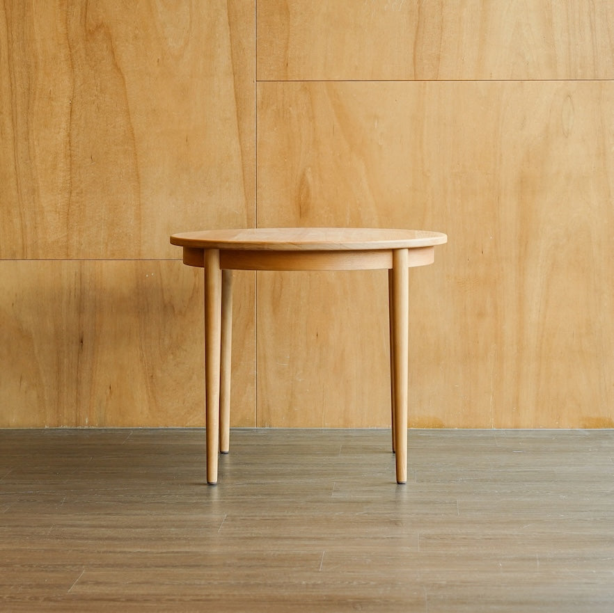 Karl 實木小圓桌|Switch Furniture