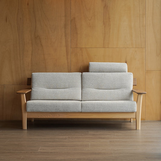 Sign 實木沙發|Ibata Interior