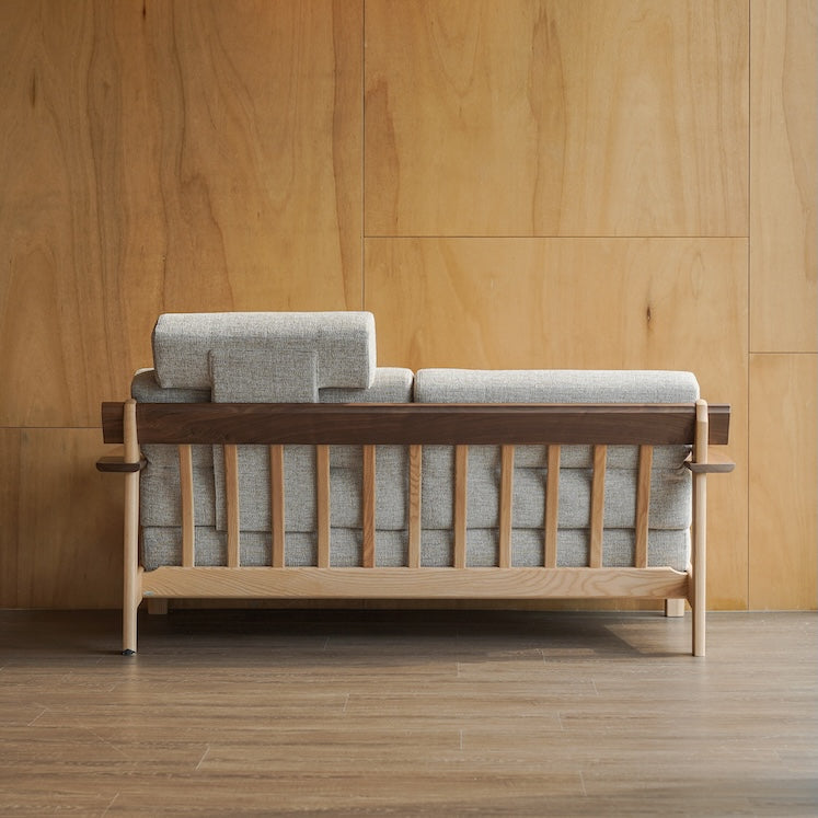 Sign 實木沙發|Ibata Interior