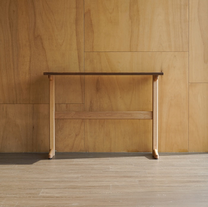 Sign 高腳工作桌|Ibata Interior