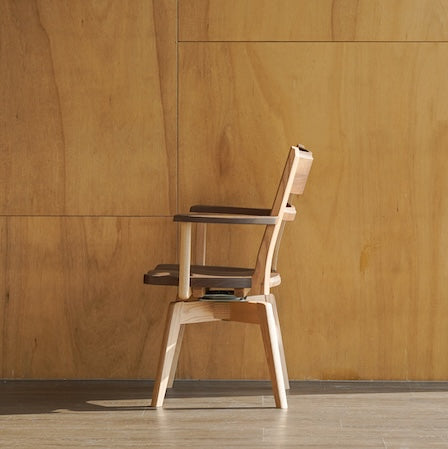 Sign 旋轉扶手椅|Ibata Interior
