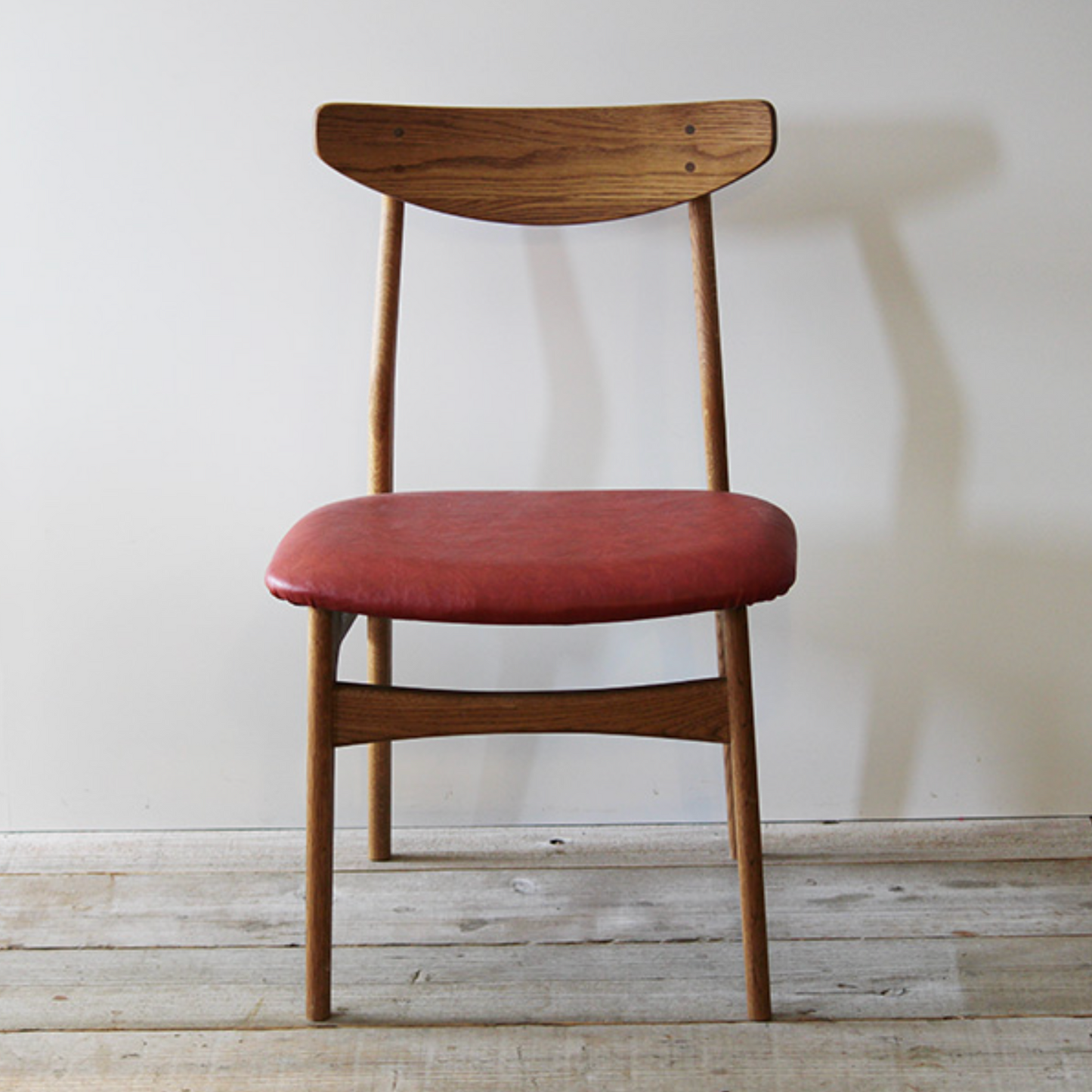 Cordial 實木餐椅|Switch Furniture