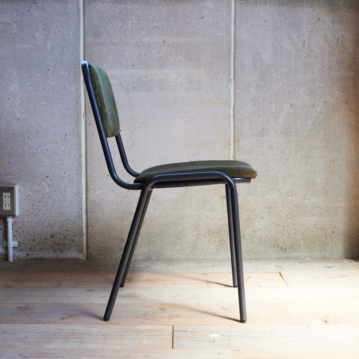 Campus 餐椅|Switch Furniture