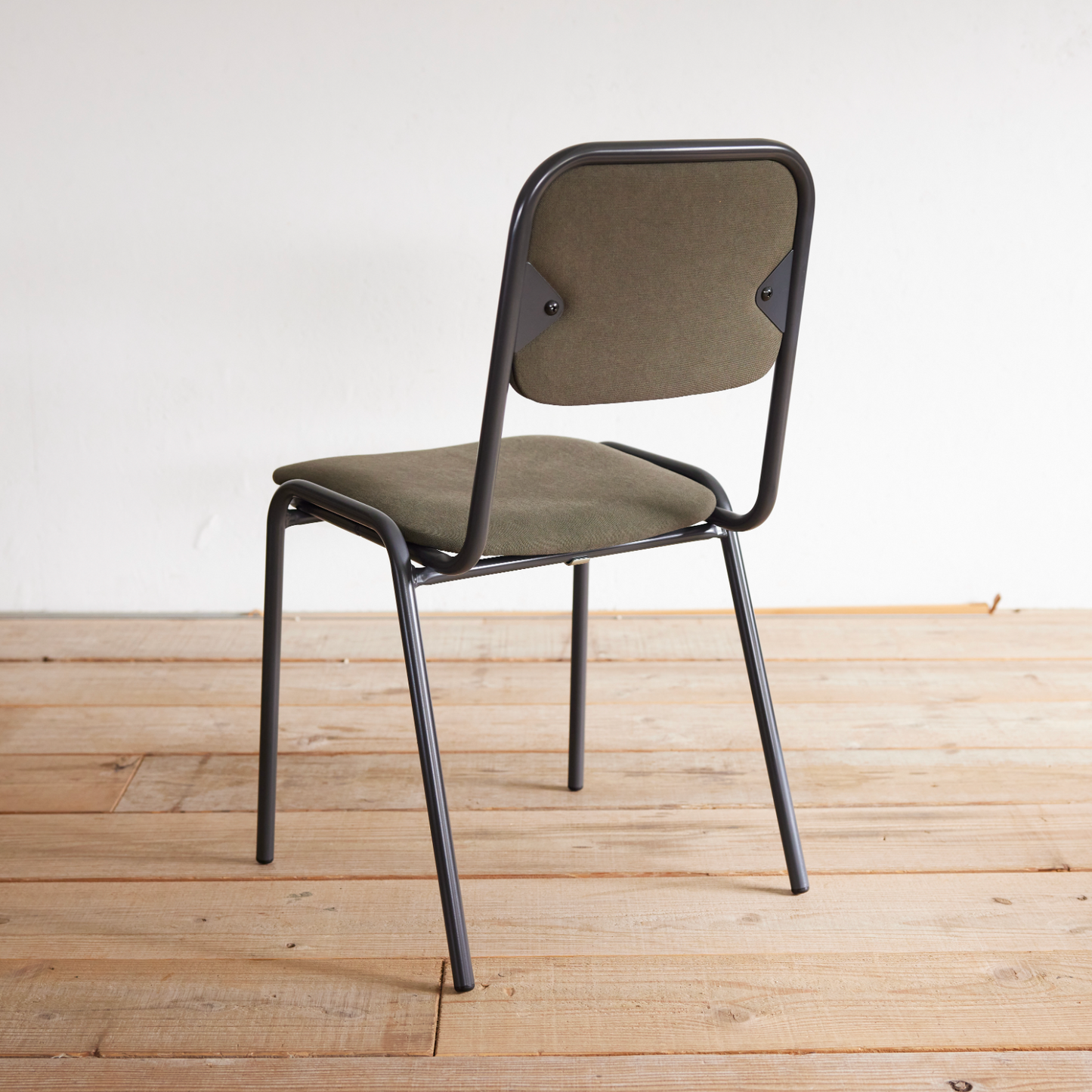 Campus 餐椅|Switch Furniture
