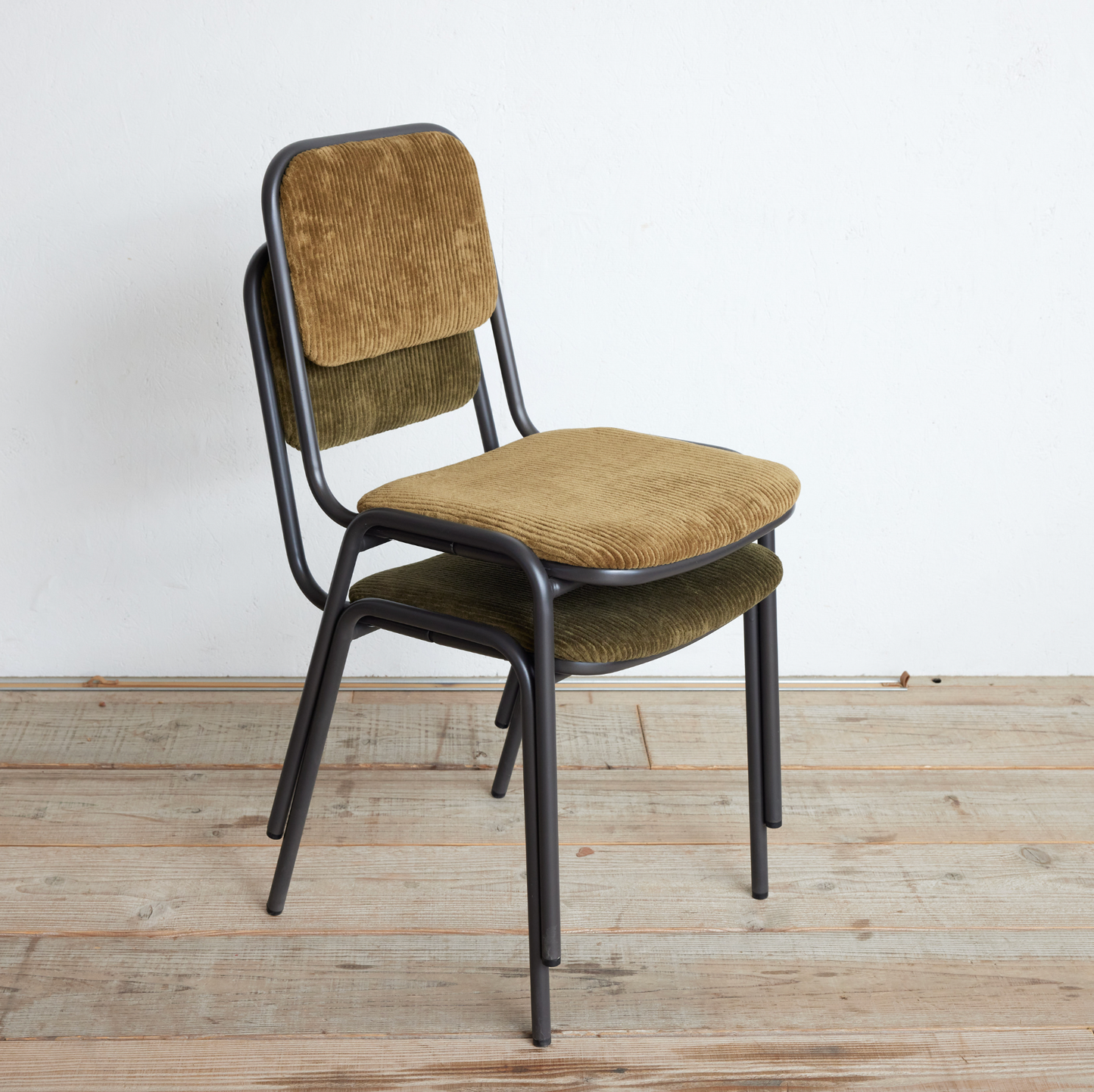 Campus 餐椅|Switch Furniture