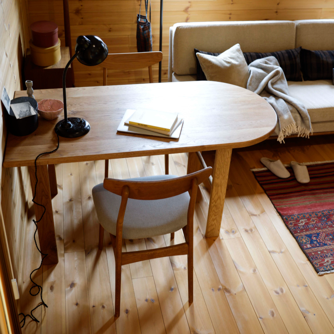 Central 半橢圓實木餐桌|Switch Furniture