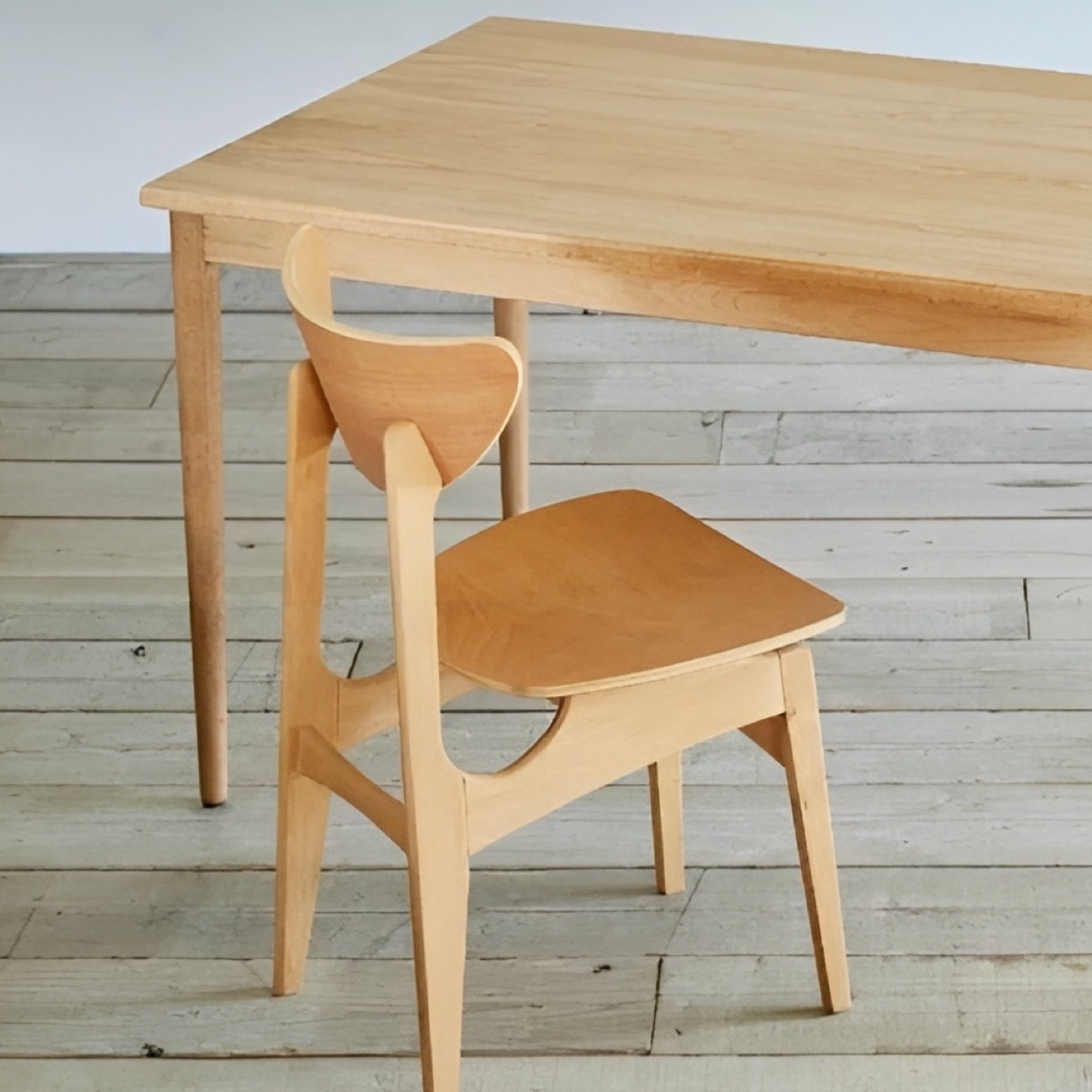 Feld 實木餐椅|Switch Furniture