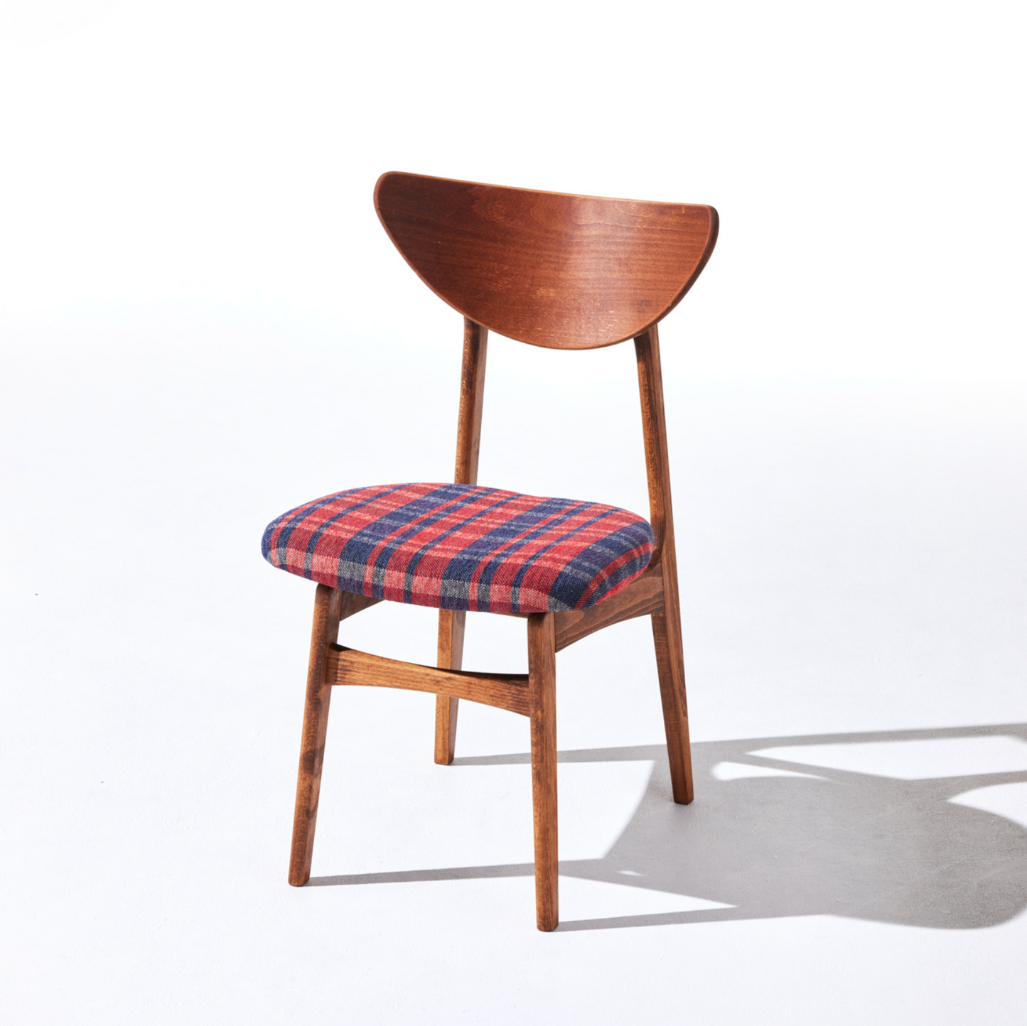 Karl 實木餐椅|Switch Furniture