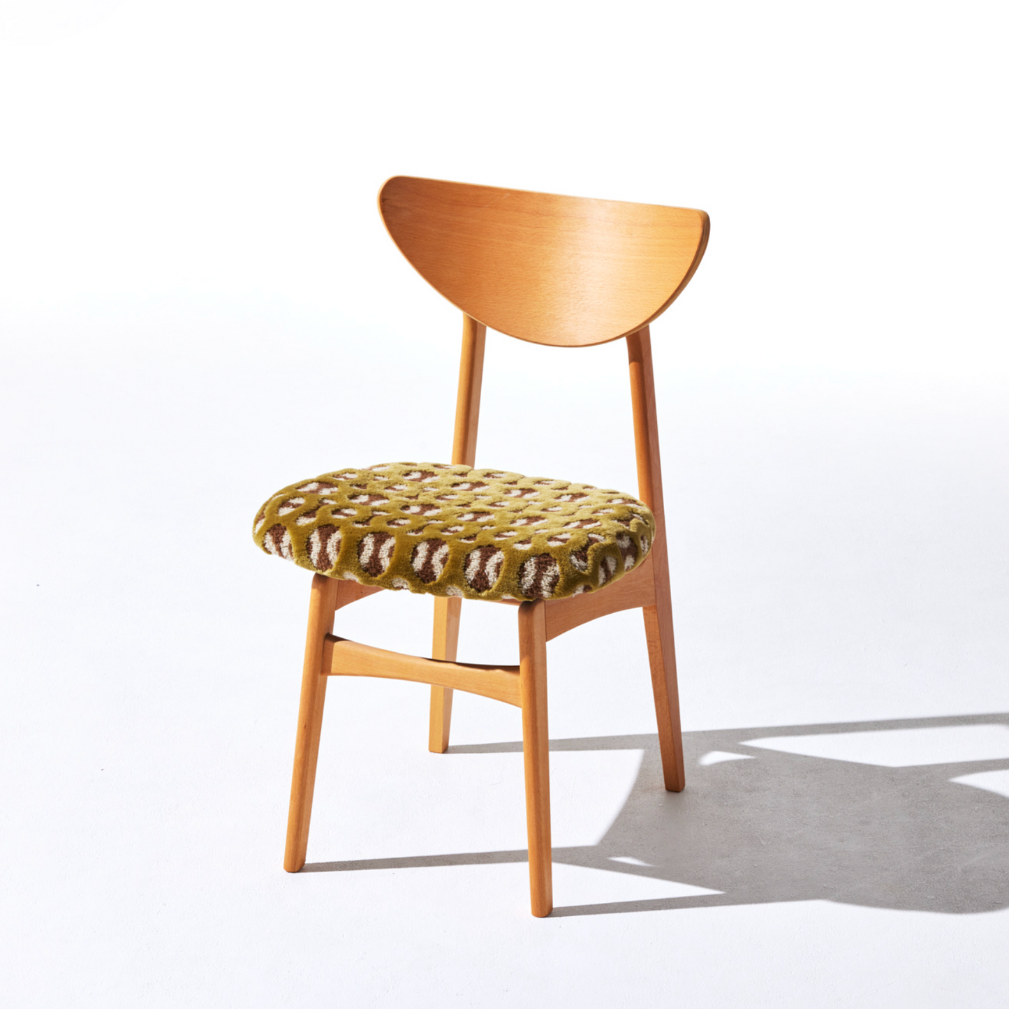 Karl 實木餐椅|Switch Furniture