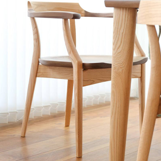 Sign 實木扶手椅|Ibata Interior