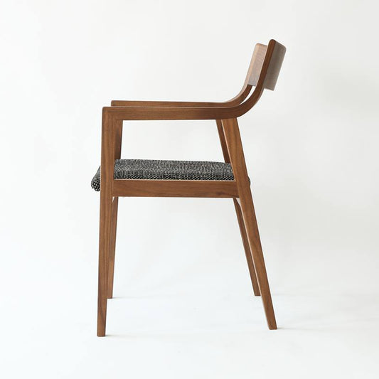 Humming 附坐墊餐椅|Ibata Interior