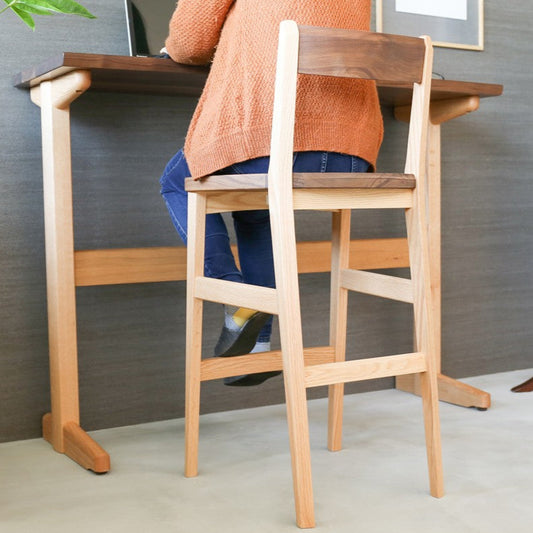 Sign 實木高腳椅|Ibata Interior