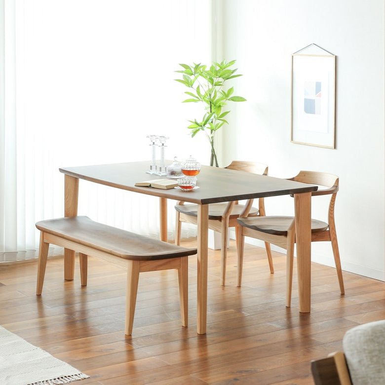 Sign 平滑桌面實木餐桌|Ibata Interior