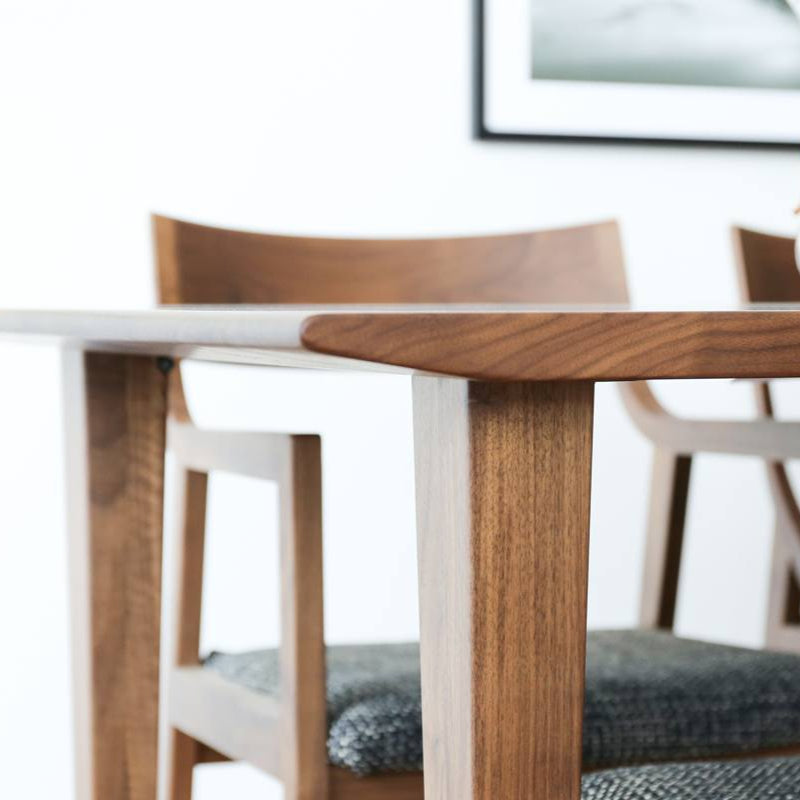 Humming 餐桌|Ibata Interior