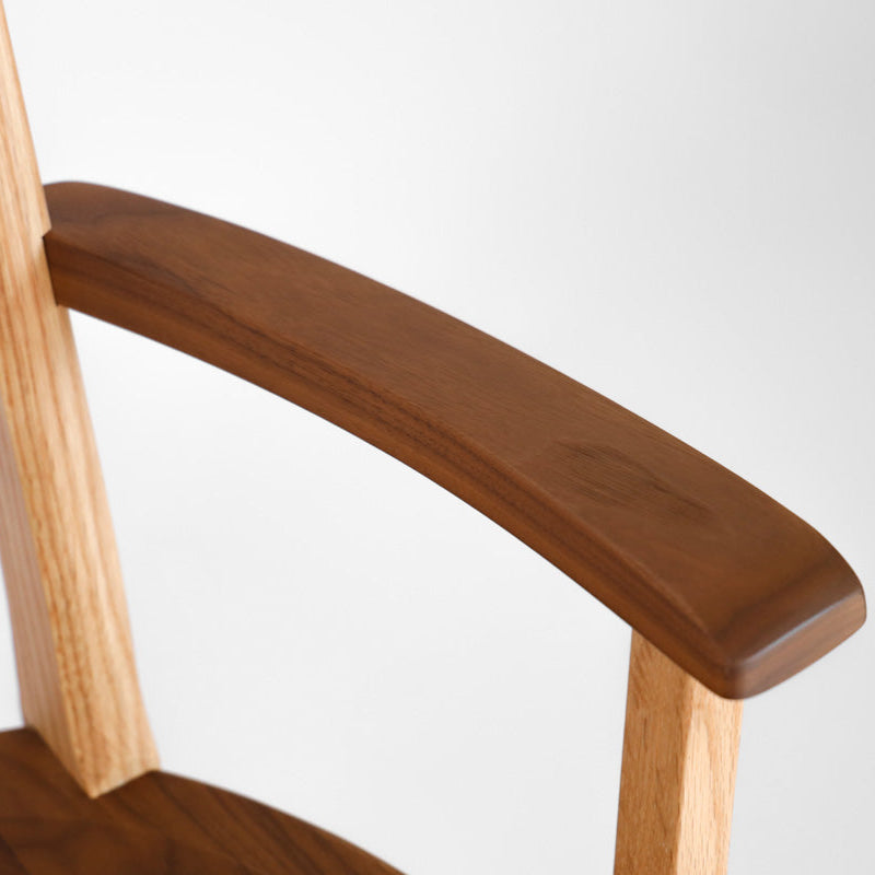 Sign 旋轉扶手椅|Ibata Interior