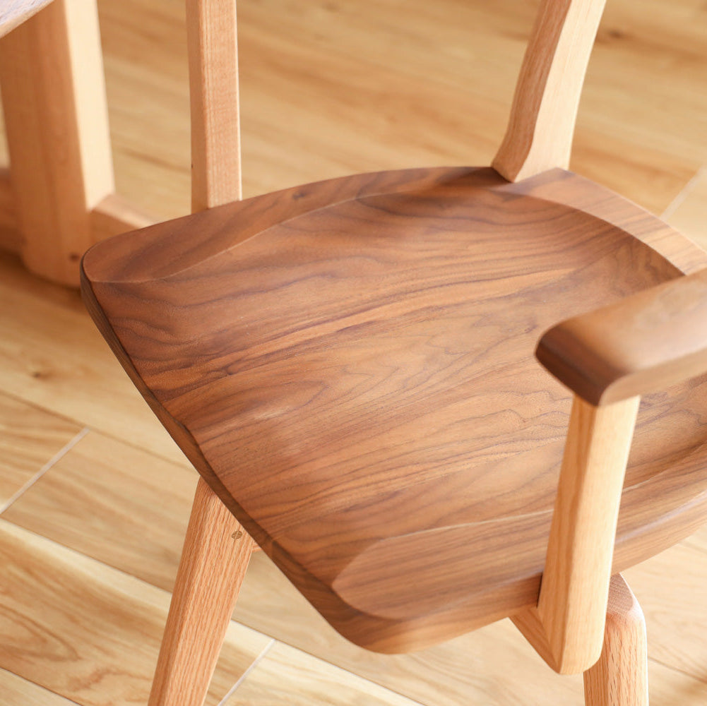 Sign 旋轉扶手椅|Ibata Interior