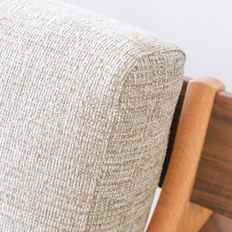 Sign 實木沙發|Ibata Interior