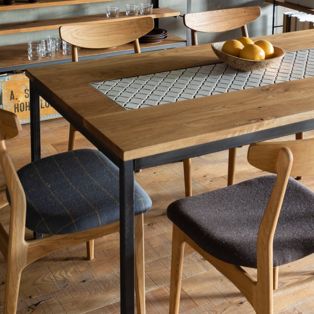 Tile 磁磚實木餐桌｜Switch Furniture