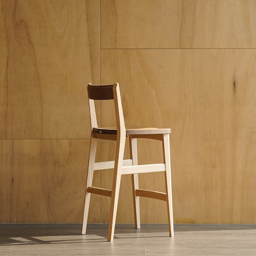Sign 實木高腳椅｜Ibata Interior