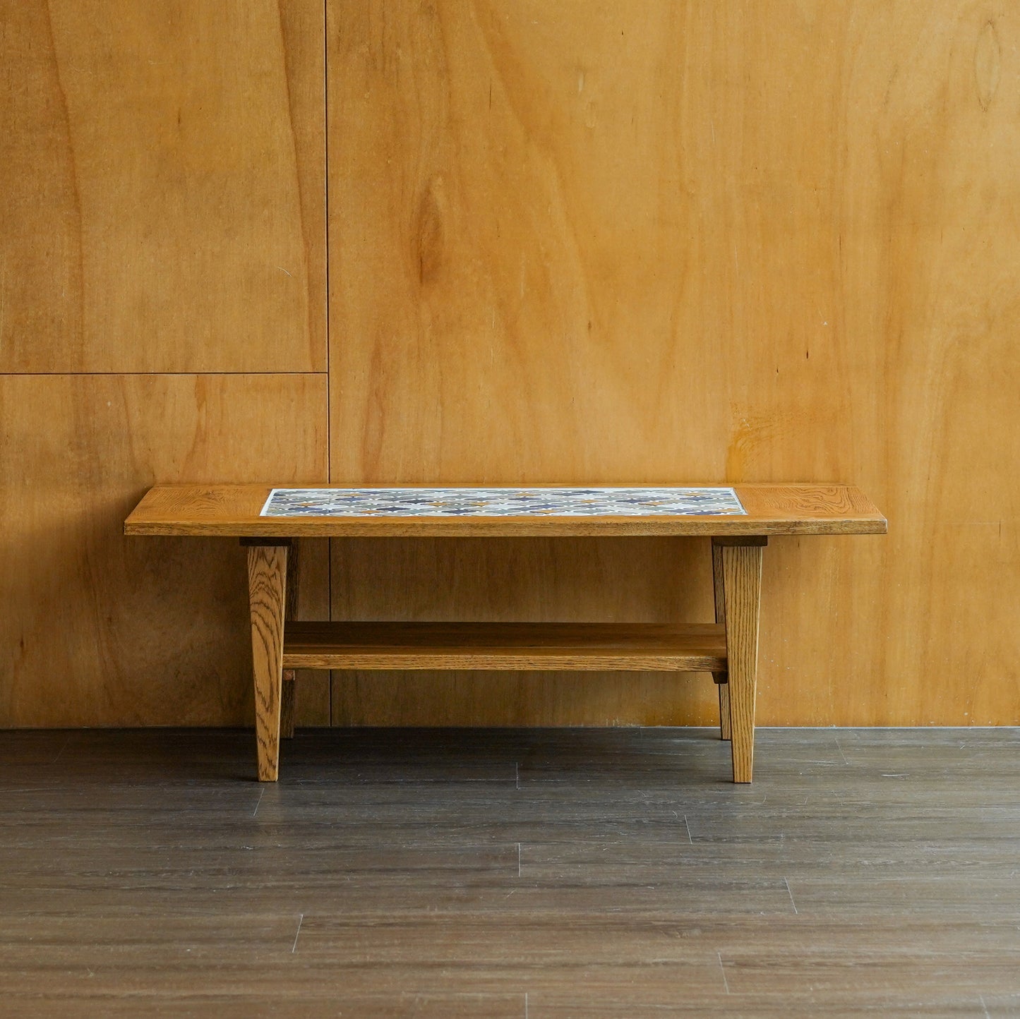 Tile 磁磚實木茶几｜Switch Furniture
