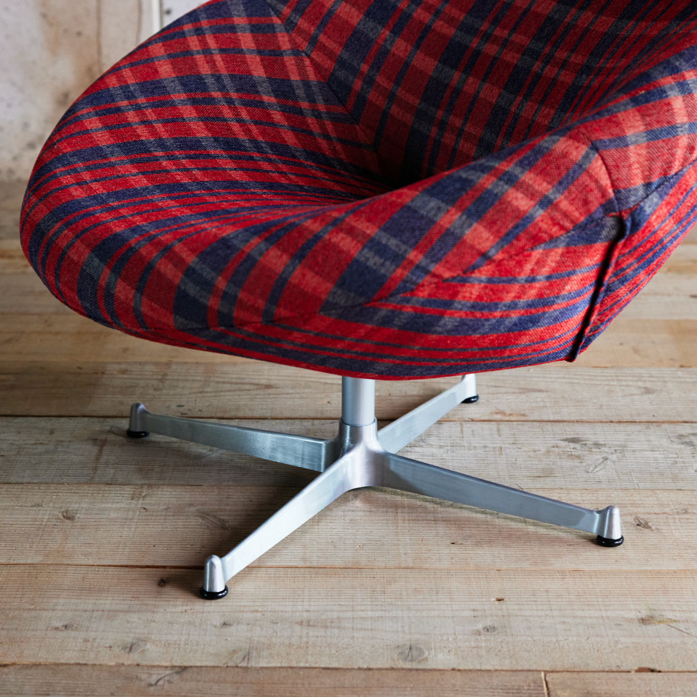 Space 旋轉椅｜Switch Furniture