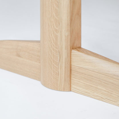Sign 波形桌面餐桌｜Ibata Interior