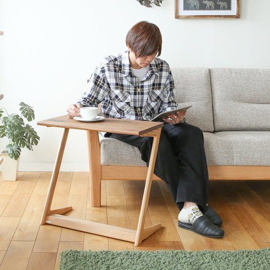 Sign 邊桌｜Ibata Interior