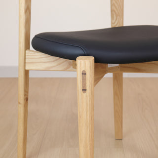 Ritz 靠墊椅背半扶手椅｜Ibata Interior
