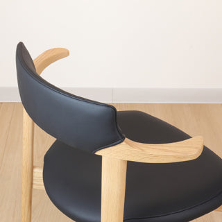 Ritz 靠墊椅背半扶手椅｜Ibata Interior