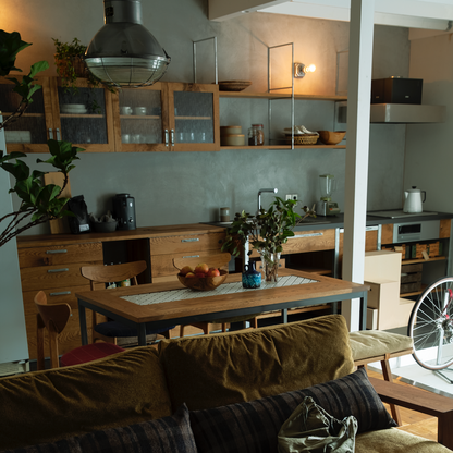 Tile 磁磚實木餐桌｜Switch Furniture